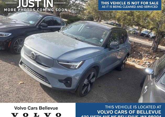 Used 2023 Volvo XC40 Recharge Plus w/ Protection Package Premier image 1