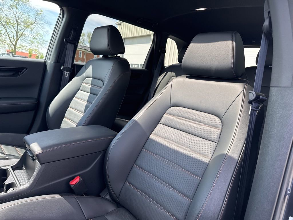 Certified 2025 Honda CR-V Sport Touring image 31