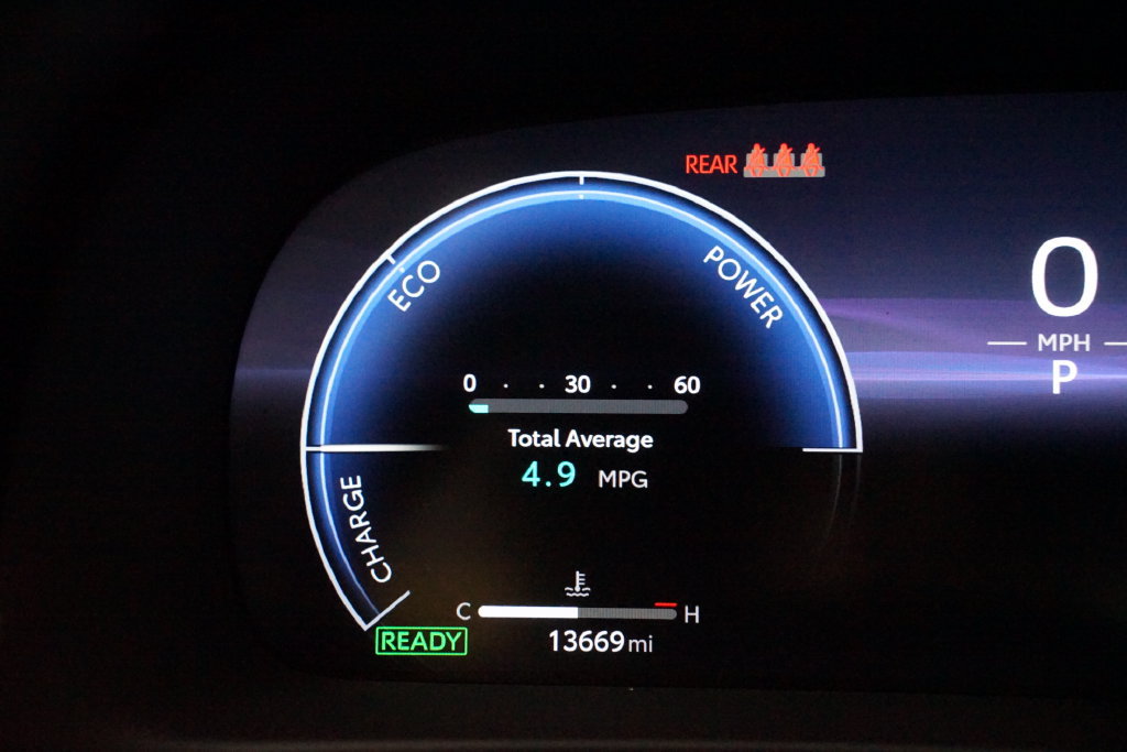Certified 2023 Toyota Crown AWD/4WD image 16