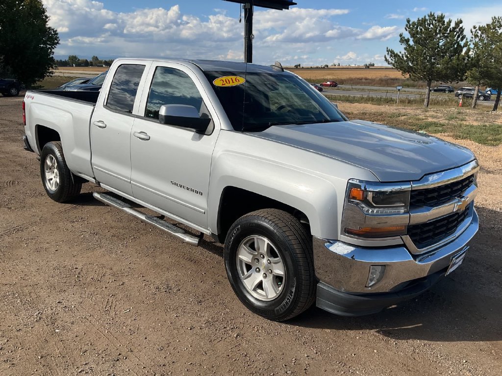 Used 2016 Chevrolet Silverado 1500 LT w/ All Star Edition AWD/4WD image 15