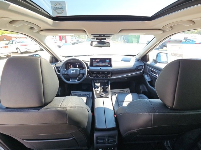 New 2026 Nissan Rogue Platinum image 29