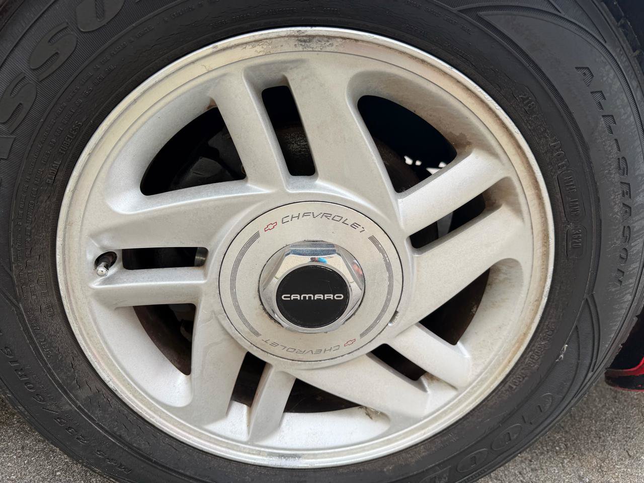 Used 1995 Chevrolet Camaro LT RWD image 14