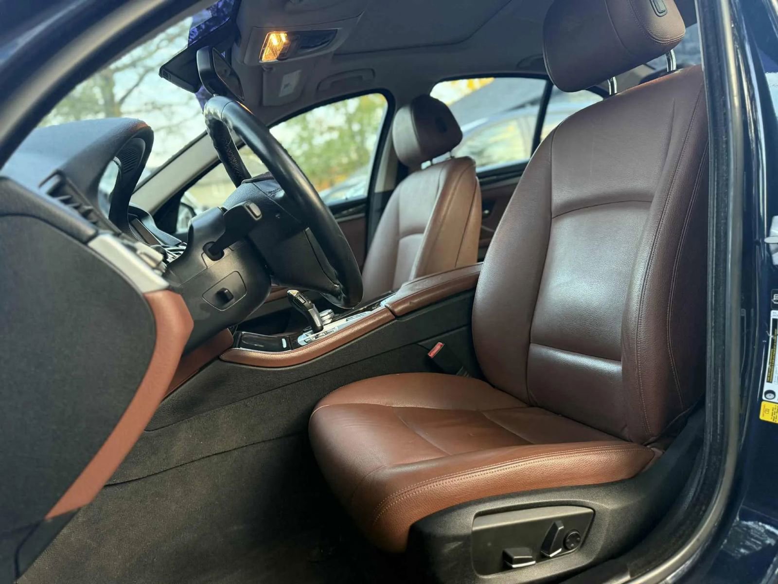 Used 2015 BMW 528i Sedan image 7