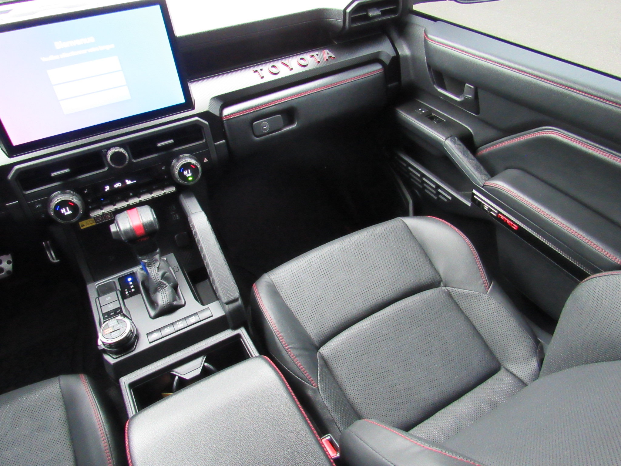 Used 2025 Toyota 4Runner TRD Pro AWD/4WD image 37