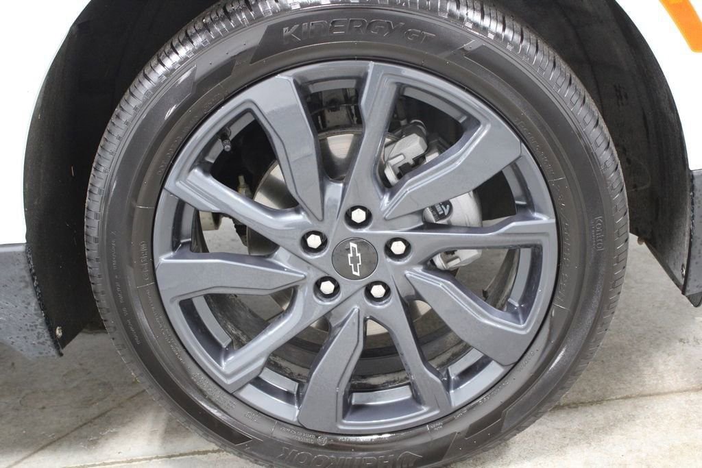 Used 2024 Chevrolet Equinox RS w/ RS Leather Package image 14