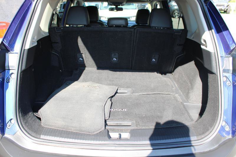 Used 2023 Nissan Rogue SL AWD/4WD image 13