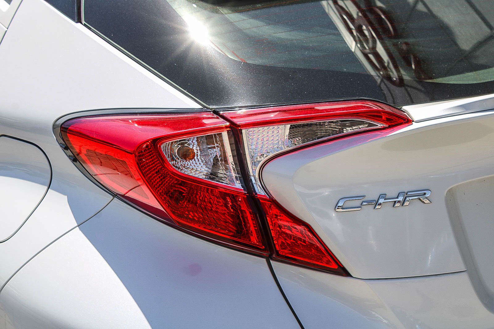 Certified 2019 Toyota C-HR XLE FWD image 10