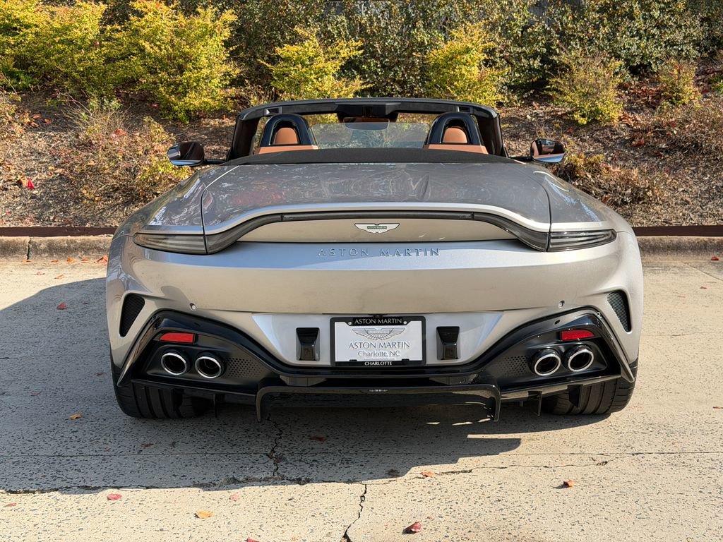 New 2026 Aston Martin V8 Vantage Convertible image 15