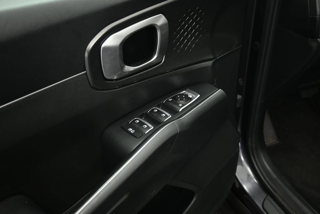Used 2022 Kia Sorento EX FWD image 8