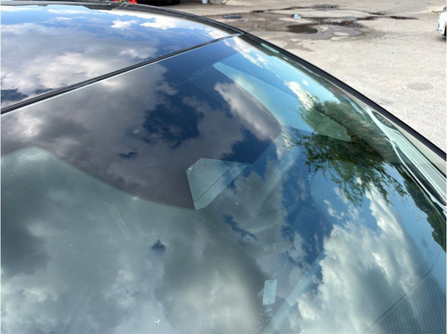 Used 2022 Hyundai Elantra SE FWD image 12