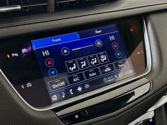 New 2025 Cadillac XT6 Luxury AWD/4WD image 8