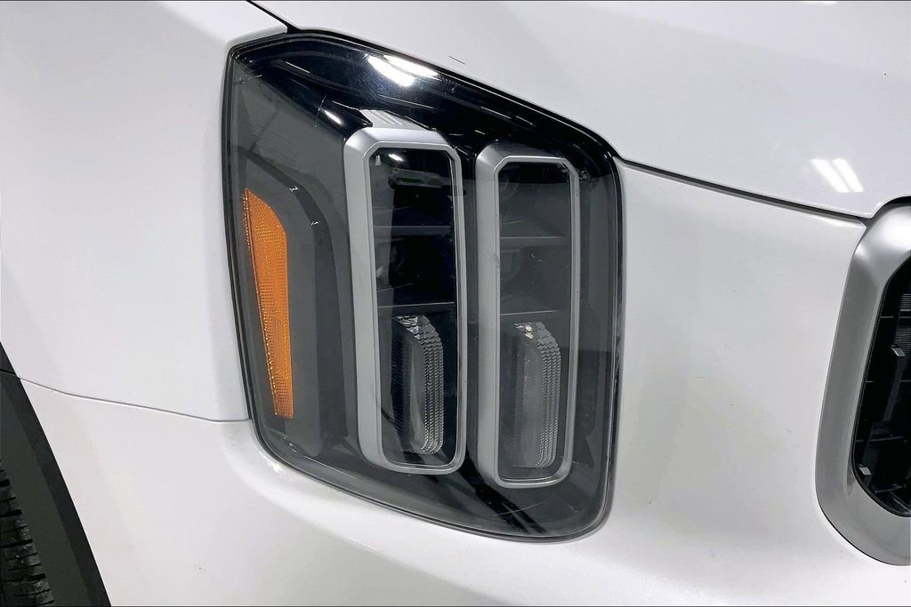 Used 2024 Kia Telluride EX image 38