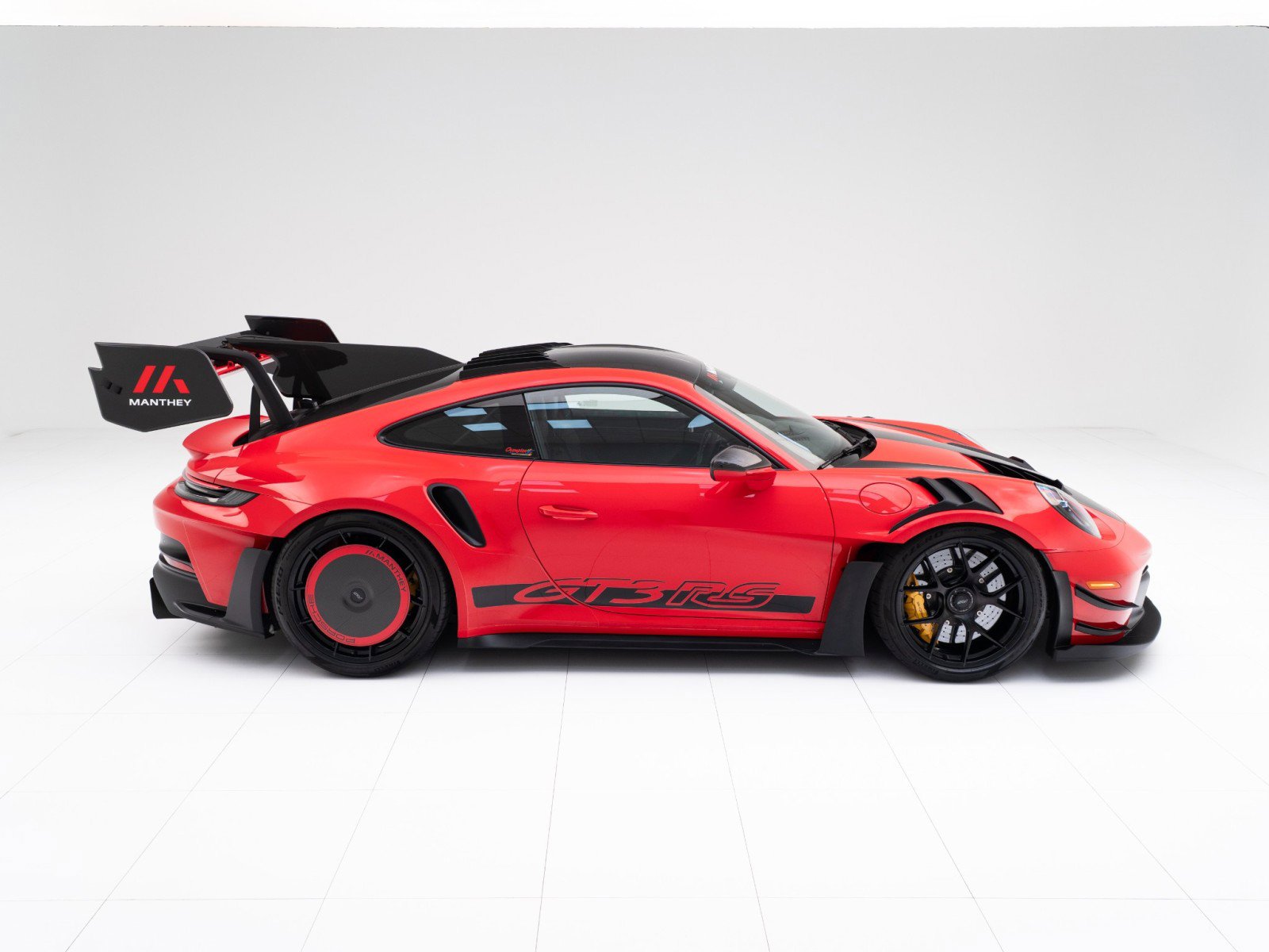 Certified 2025 Porsche 911 GT3 RS RWD image 8