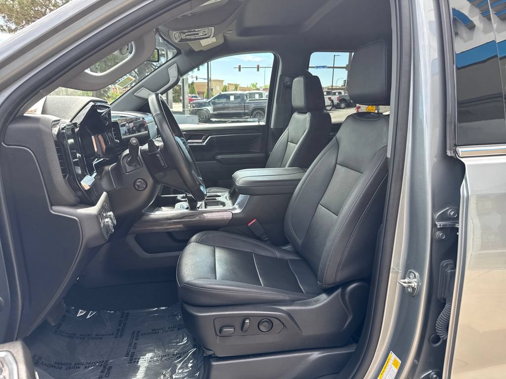 Used 2023 Chevrolet Silverado 1500 LTZ AWD/4WD image 9
