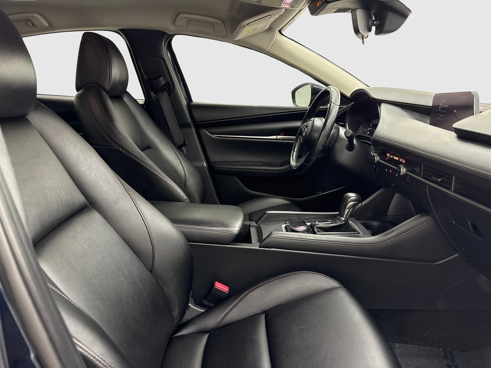Used 2020 MAZDA MAZDA3 Sedan w/ Select Package FWD image 37