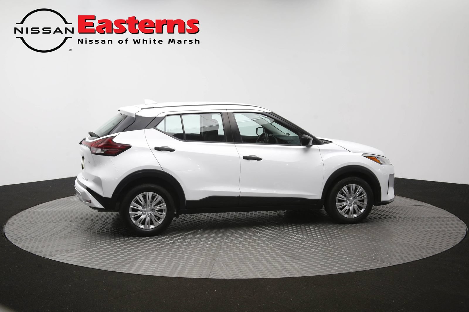 Used 2023 Nissan Kicks S FWD image 46