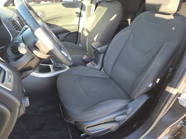 Used 2018 Jeep Compass Sport image 28