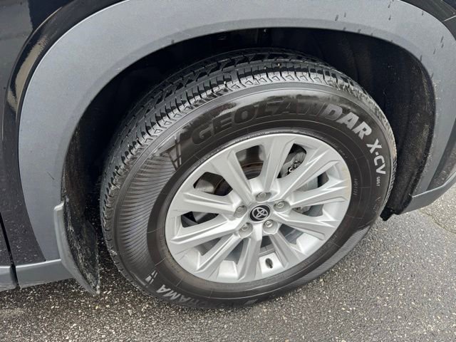 Used 2024 Toyota Grand Highlander AWD image 12