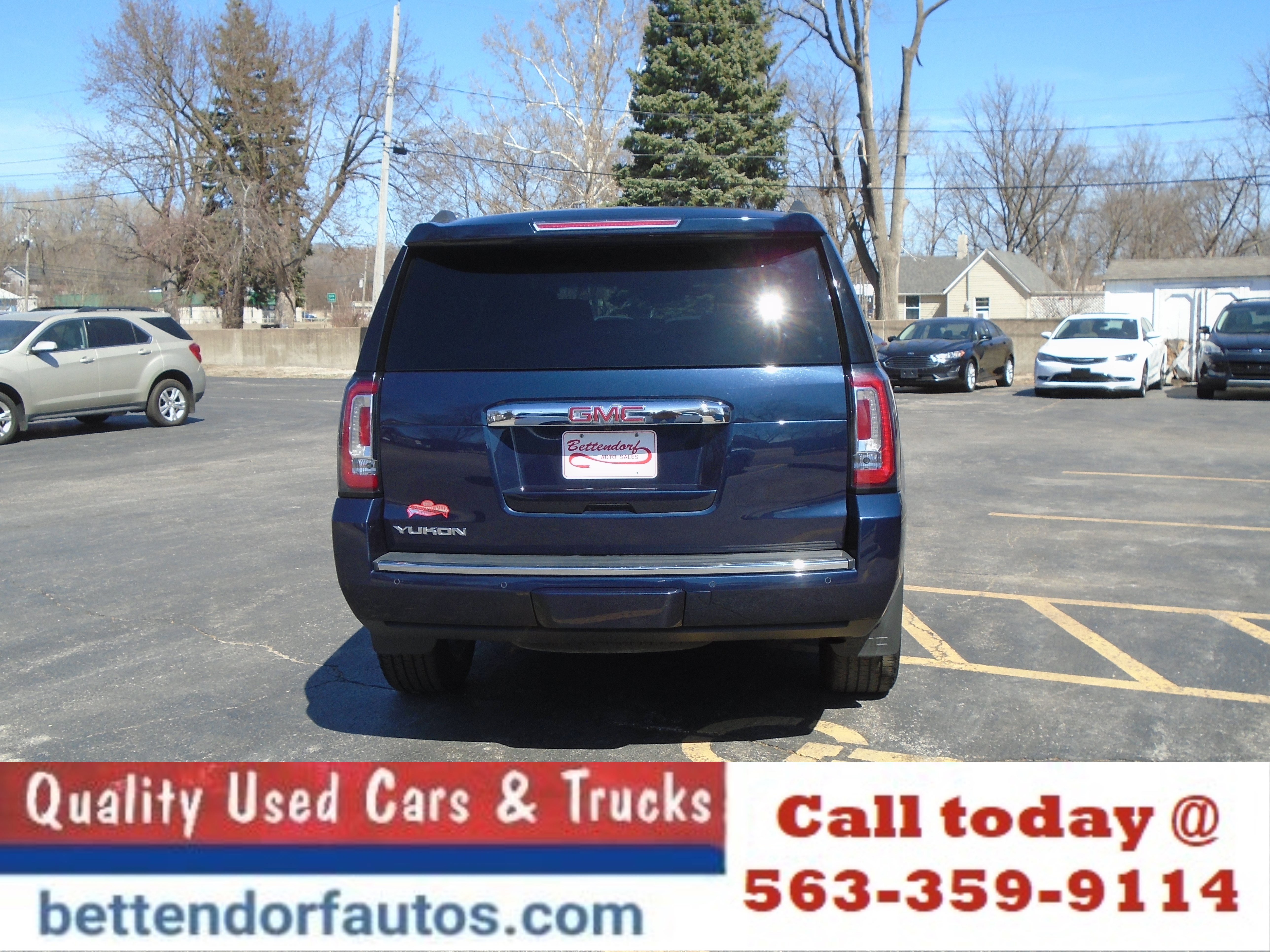 Used 2018 GMC Yukon Denali w/ Open Road Package AWD/4WD image 8