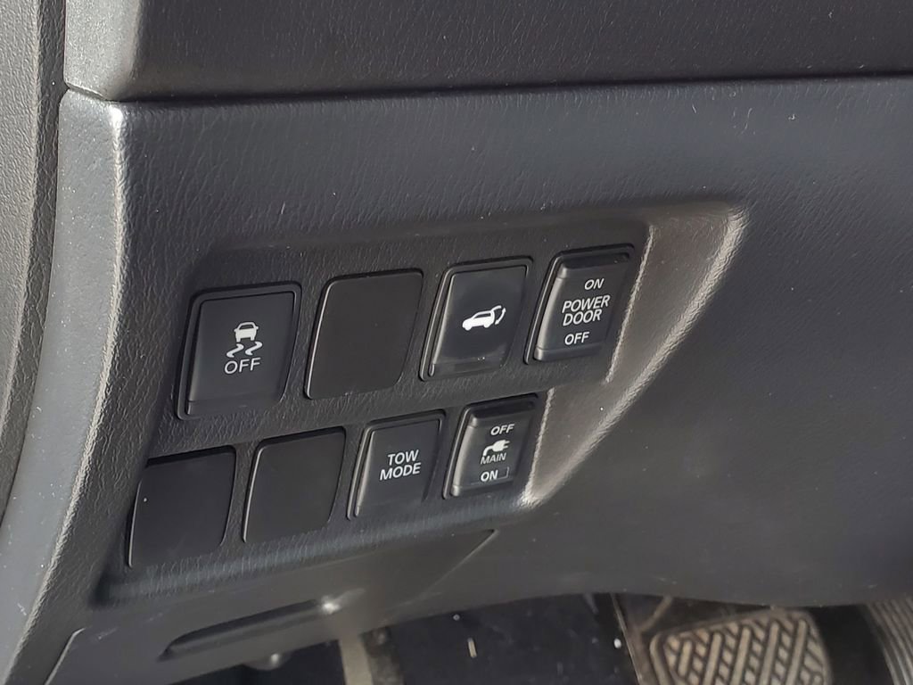 Used 2013 Nissan Pathfinder SL w/ SL Premium Pkg AWD/4WD image 16