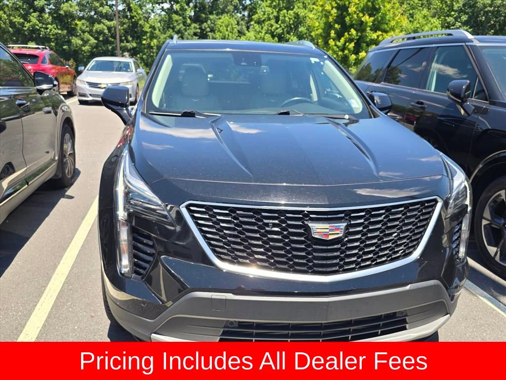 Used 2019 Cadillac XT4 Premium Luxury w/ Cold Weather Package FWD image 2