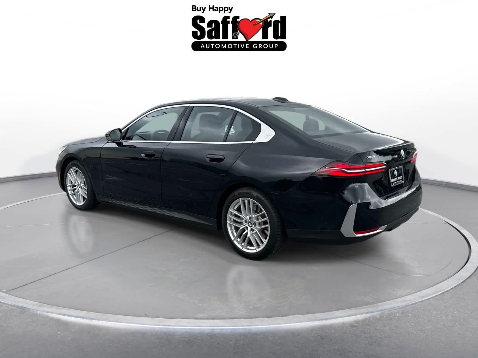 Used 2024 BMW 530i xDrive w/ Premium Package AWD/4WD image 11