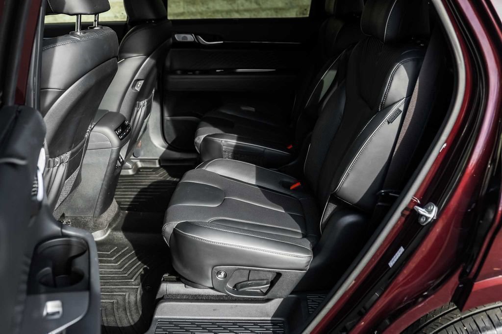 Used 2023 Hyundai Palisade Calligraphy image 20