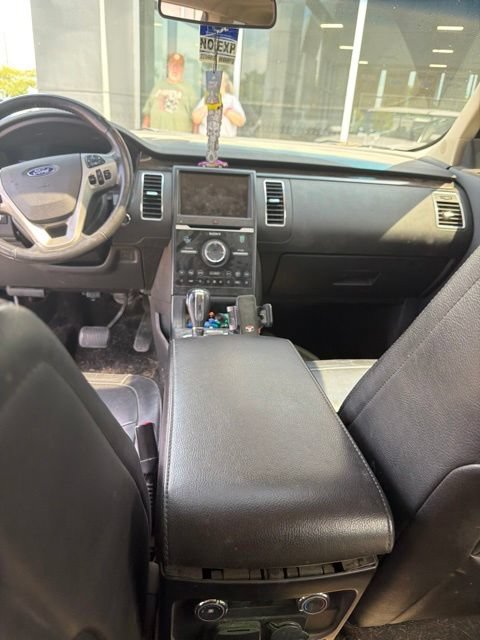Used 2013 Ford Flex Limited FWD image 28
