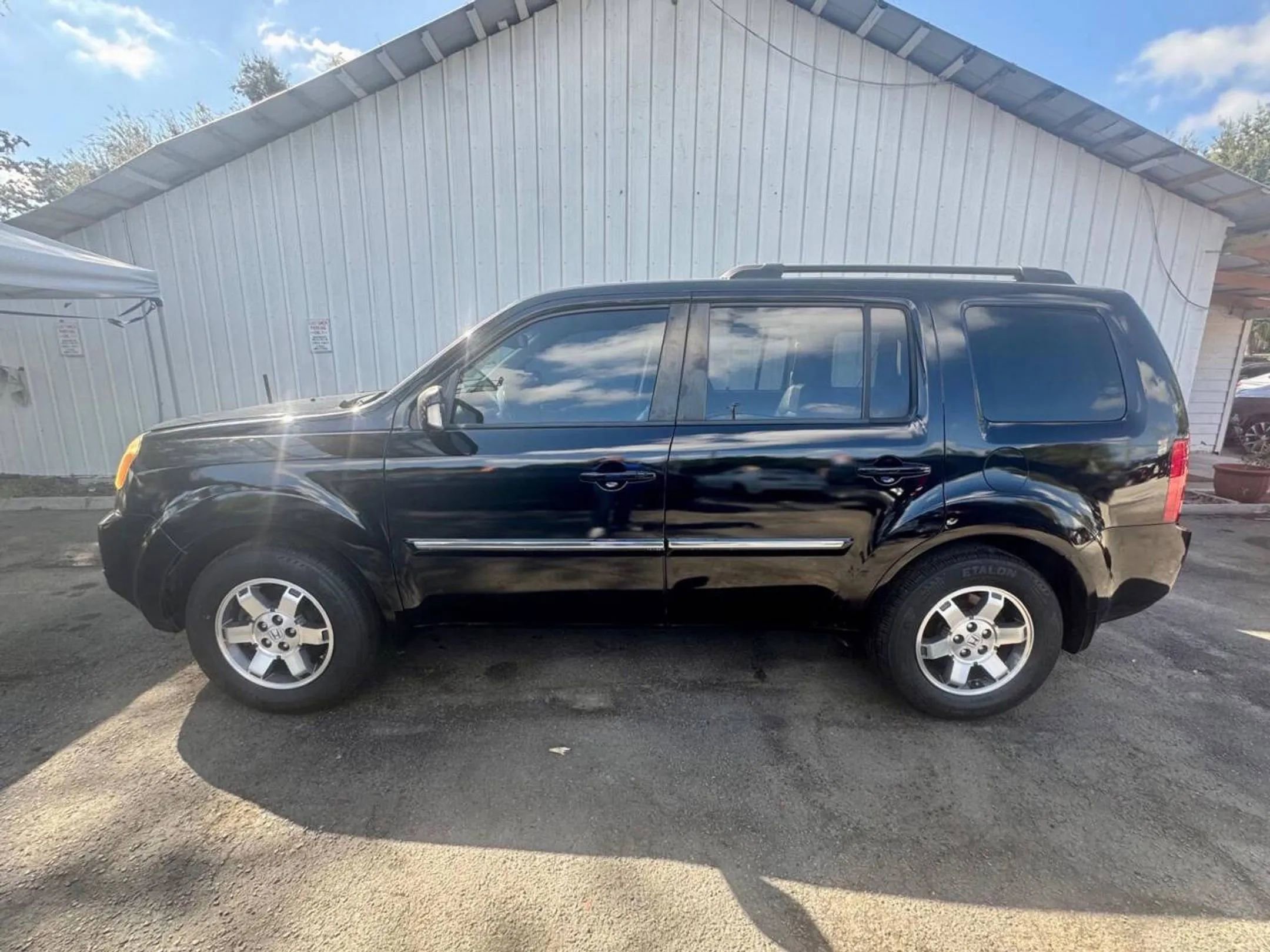 Used 2011 Honda Pilot Touring image 13