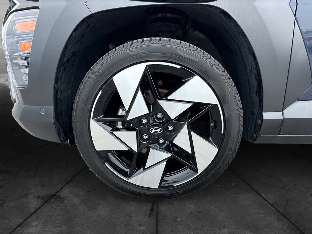 Used 2024 Hyundai Kona Limited AWD/4WD image 14