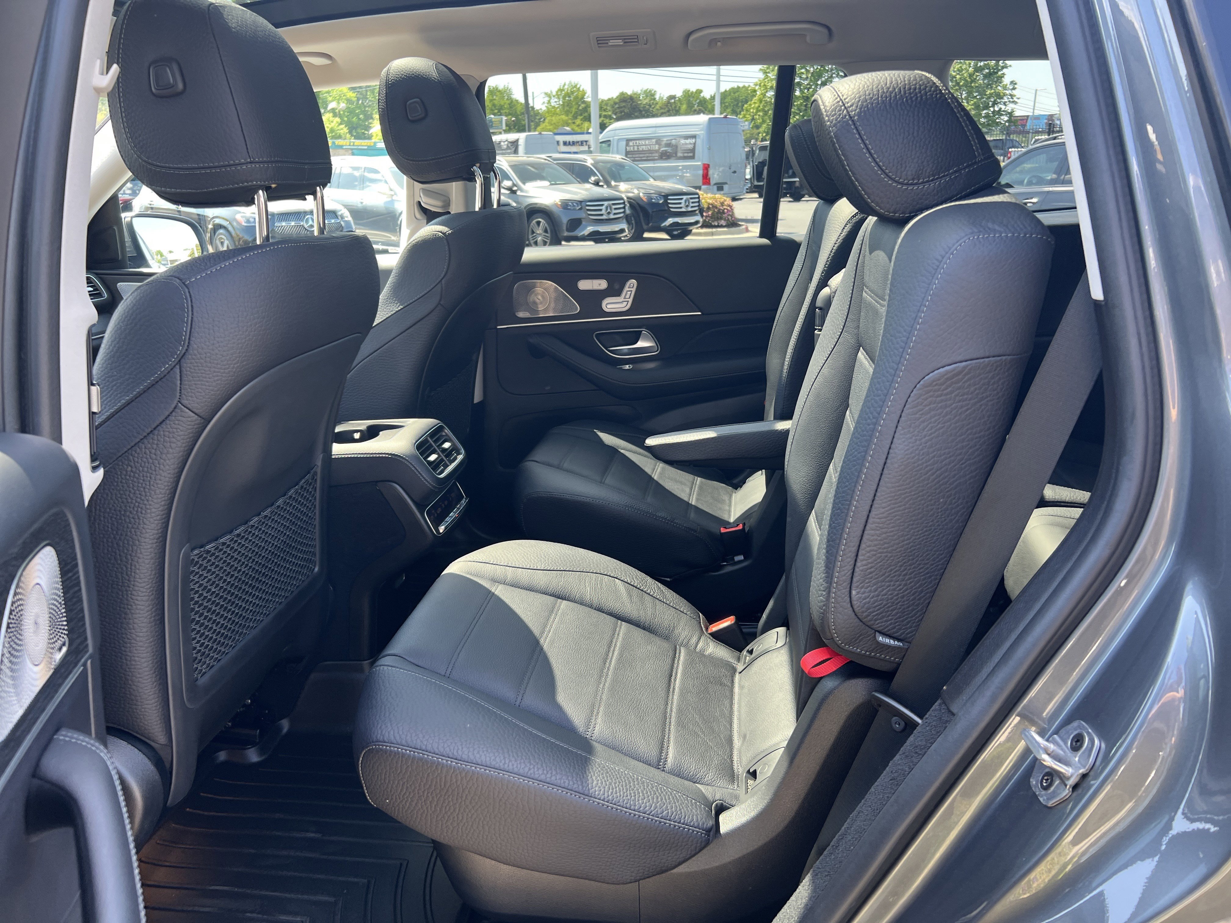 Certified 2023 Mercedes-Benz GLS 450 4MATIC image 32