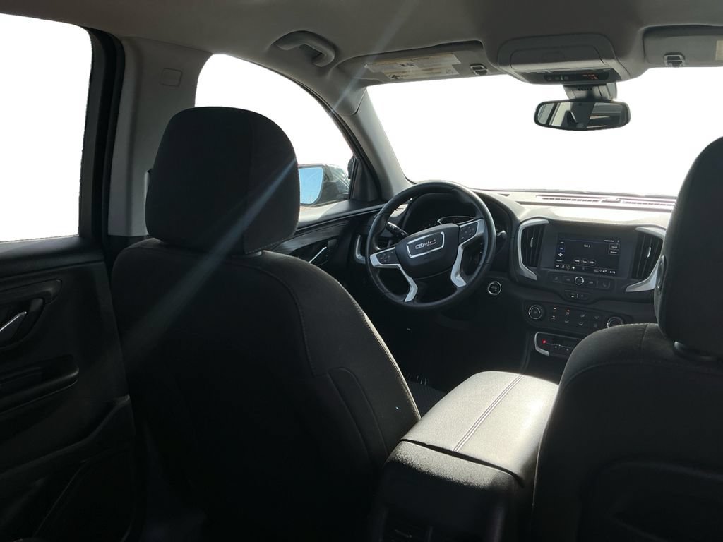 Used 2024 GMC Terrain SLE AWD/4WD image 20