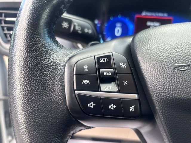 Used 2020 Ford Escape Titanium AWD/4WD image 19