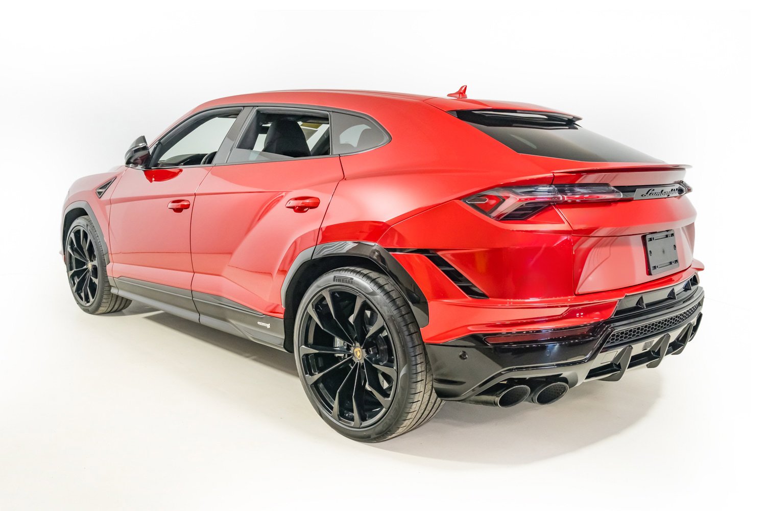 Used 2023 Lamborghini Urus S image 4