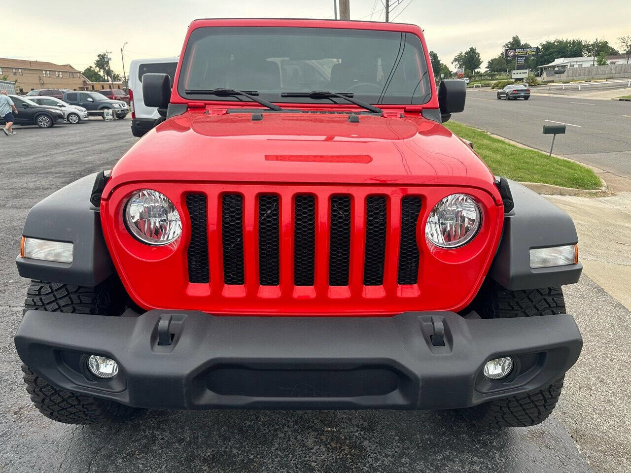 Used 2019 Jeep Wrangler Unlimited Sport S image 3