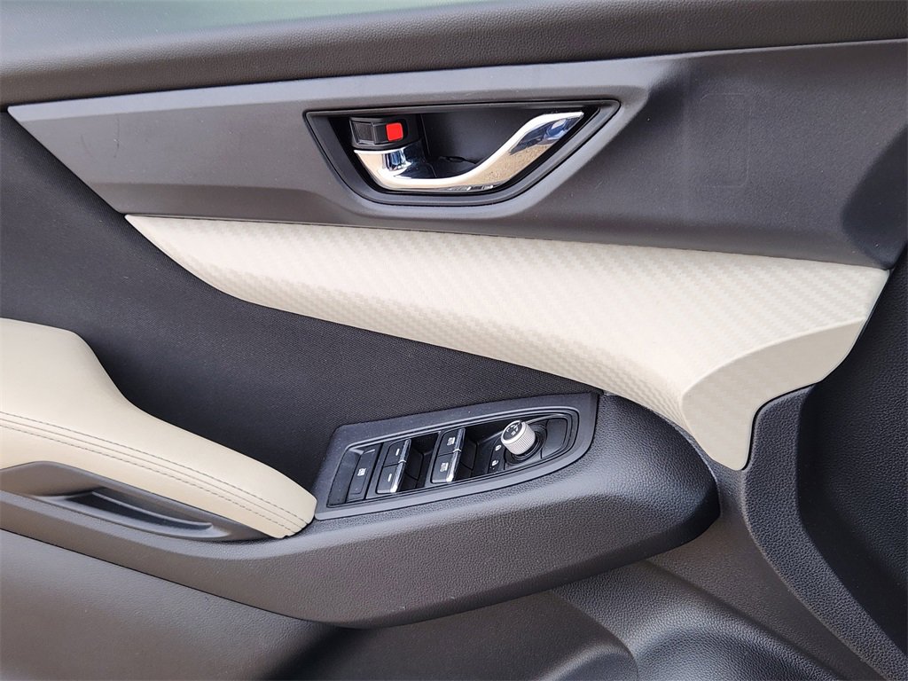 Used 2019 Subaru Ascent Premium image 6