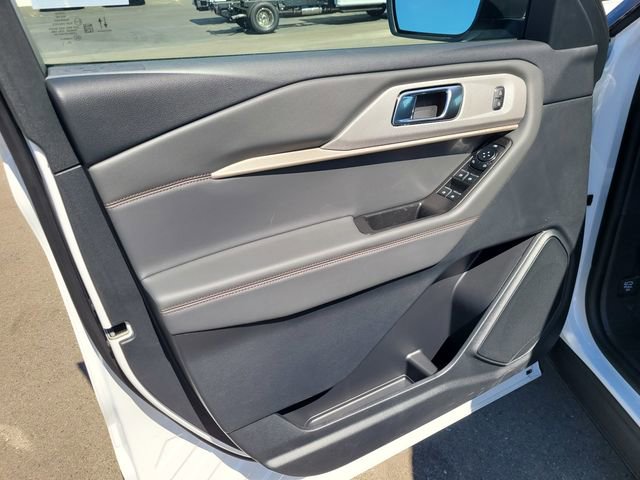 New 2026 Ford Explorer Active image 8