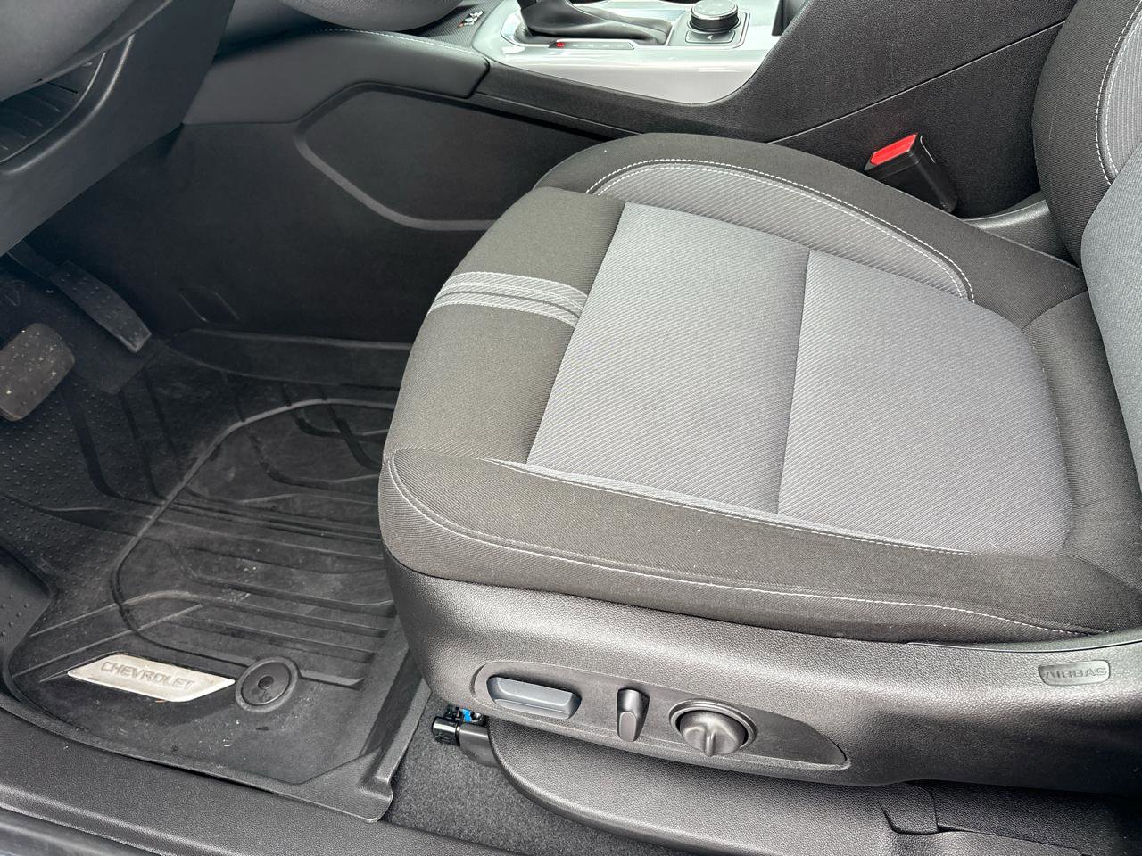Used 2024 Chevrolet Blazer LT w/ Convenience Package image 8