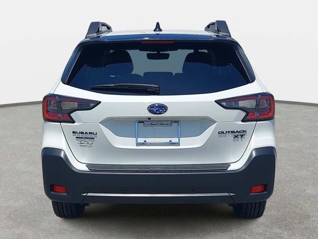 Used 2025 Subaru Outback Onyx Edition XT AWD/4WD image 6