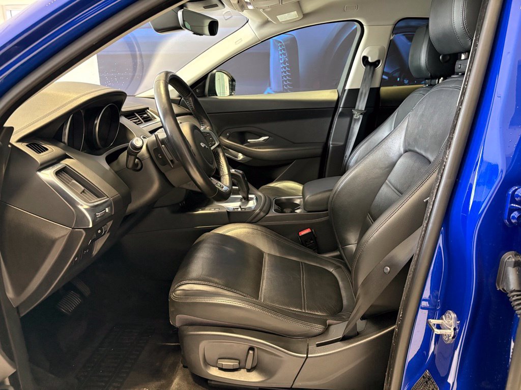 Used 2020 Jaguar E-PACE AWD/4WD image 15