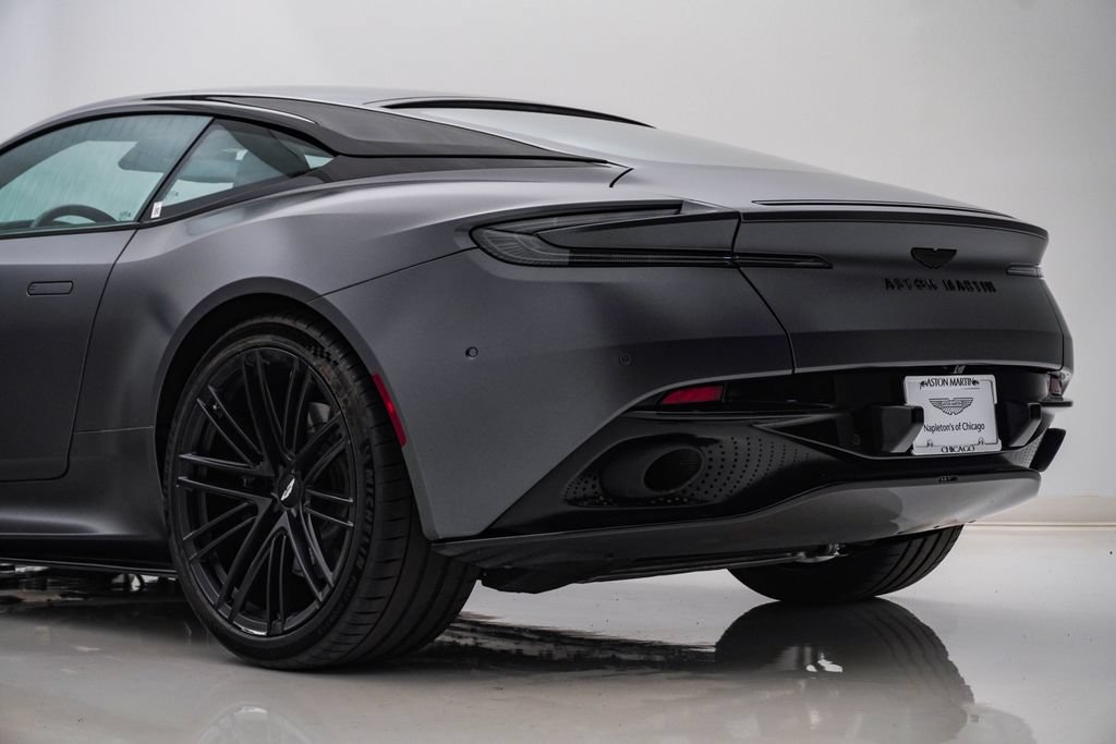 Used 2024 Aston Martin DB12 Coupe RWD image 11