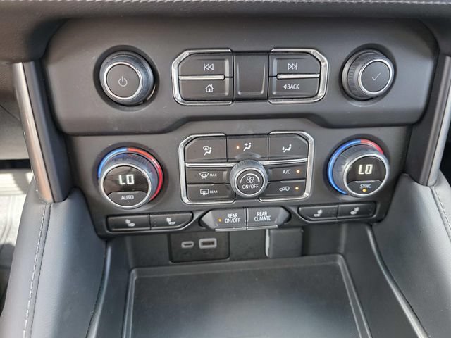 Used 2023 Chevrolet Tahoe LT w/ Luxury Package AWD/4WD image 11