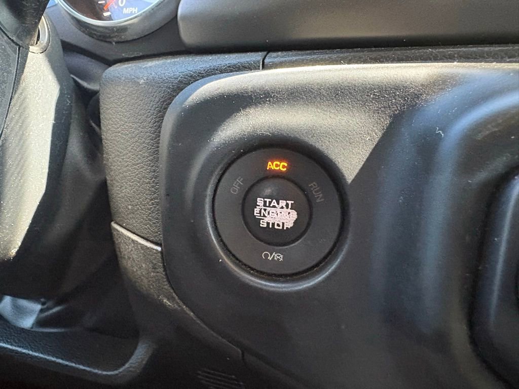 Used 2022 Jeep Gladiator Sport image 28