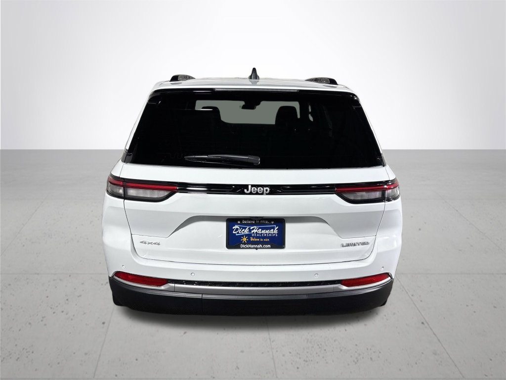 New 2026 Jeep Grand Cherokee Limited w/ Trailer Tow Package AWD/4WD image 7