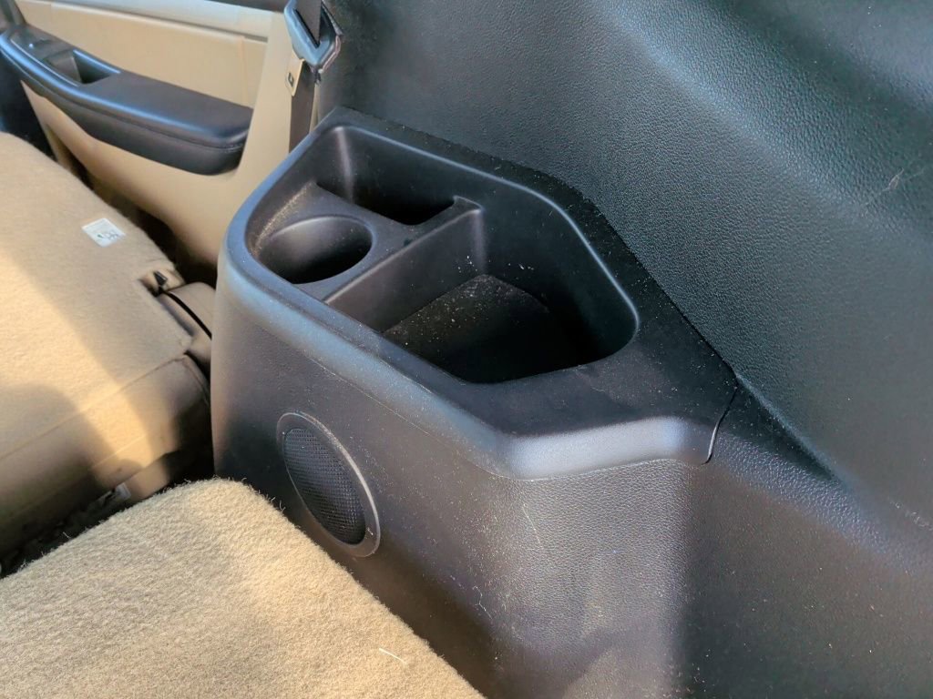 Used 2016 Ford Explorer XLT w/ Equipment Group 202A image 34