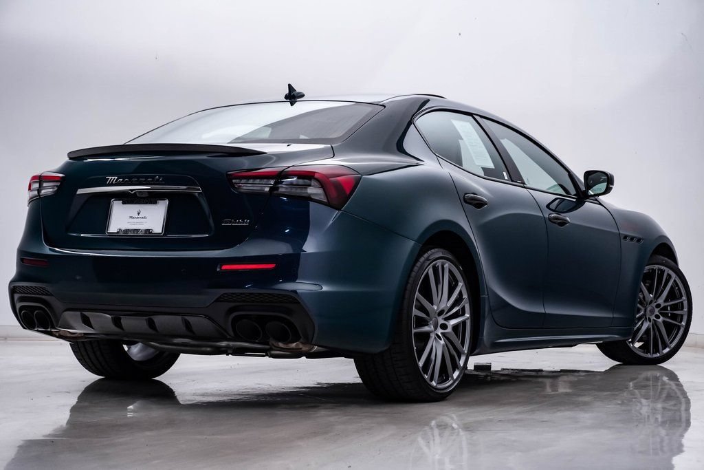 Used 2024 Maserati Ghibli Trofeo RWD image 10
