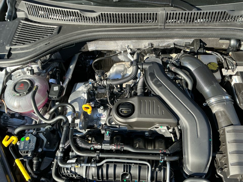 Certified 2026 Volkswagen Jetta SEL FWD image 15