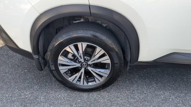 Used 2021 Nissan Rogue SV AWD/4WD image 12