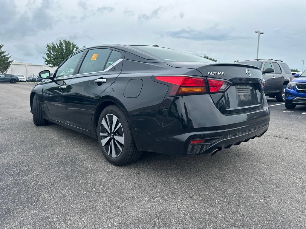 Used 2019 Nissan Altima 2.5 SL FWD image 9