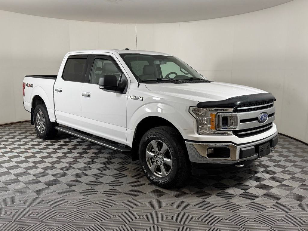 Used 2018 Ford F150 XLT w/ Equipment Group 302A Luxury image 2